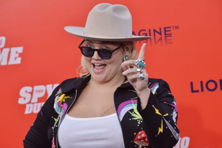 Elle King arrives at "The Spy Who Dumped Me" Los Angeles Premiere Elle King arrives at "The Spy Who Dumped Me" Los Angeles Premiere