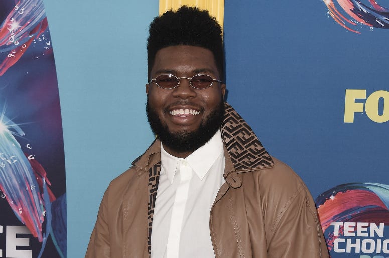 Khalid at FOX's "Teen Choice 2018" at The Forum on August 12, 2018 in Los Angeles, California. Khalid at FOX's "Teen Choice 2018" at The Forum on August 12, 2018 in Los Angeles, California.