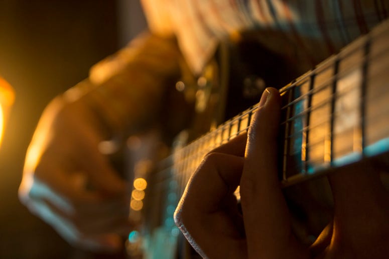 guitar hand