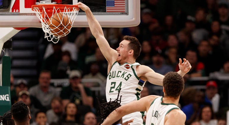 Pat Connaughton, Milwaukee Bucks
