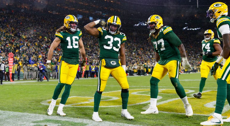 Aaron Jones against the Carolina Panthers