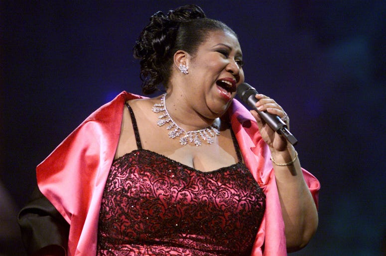 Aretha Franklin performing on the 'VH1 Divas Live in 2001 Aretha Franklin performing on the 'VH1 Divas Live in 2001