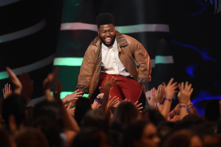 Khalid onstage at Teen Choice 2018 Khalid onstage at Teen Choice 2018