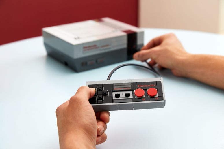 LEGO® Nintendo Entertainment System™ (NES)