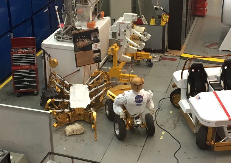 NASA and DARPA making Boba Fett looking robots... NASA and DARPA making Boba Fett looking robots...