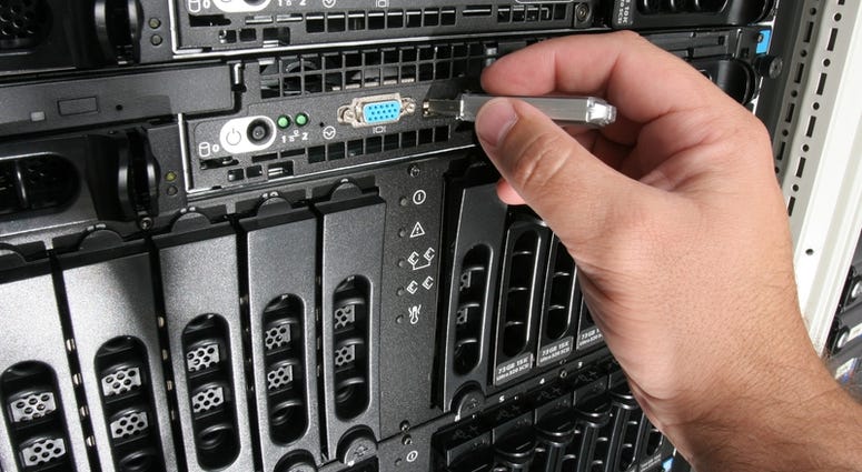Data Center (Dreamstime)