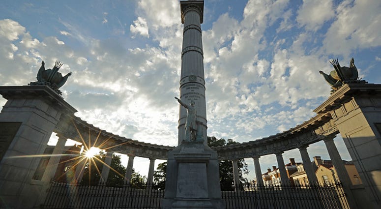 Jefferson Davis Statue