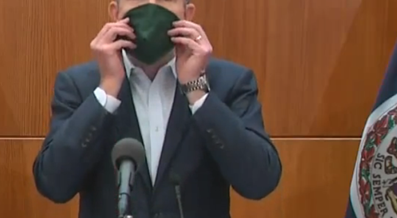Governor Ralph Northam displays mask use during a briefing on coronavirus on April 6, 2020. (Governor's Facebook Page) Governor Ralph Northam displays mask use during a briefing on coronavirus on April 6, 2020. (Governor's Facebook Page)
