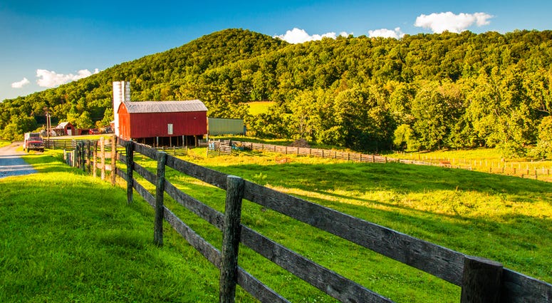 Farm in Virginia's Shenandoah Valley (Dreamstime)