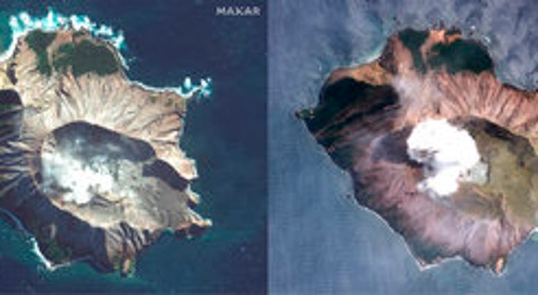 In this combo made from two satellite images taken May 12, 2019, left, and Dec. 11, 2019, right, by Maxar Technologies steam rises from the volcano on White Island off the coast of Whakatane, New Zealand. (Satellite image ©2019 Maxar Technologies via AP) In this combo made from two satellite images taken May 12, 2019, left, and Dec. 11, 2019, right, by Maxar Technologies steam rises from the volcano on White Island off the coast of Whakatane, New Zealand. (Satellite image ©2019 Maxar Technologies via AP)