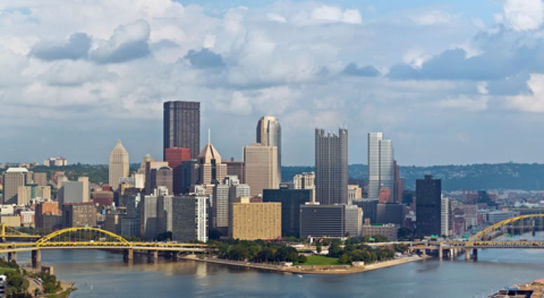 Day time image of Pittsburgh skyline
