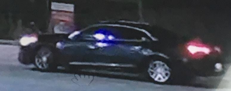 Chesterfield Police looking for suspect in a gas station robbery. (Photo Credit: Chesterfield Police) Chesterfield Police looking for suspect in a gas station robbery. (Photo Credit: Chesterfield Police)