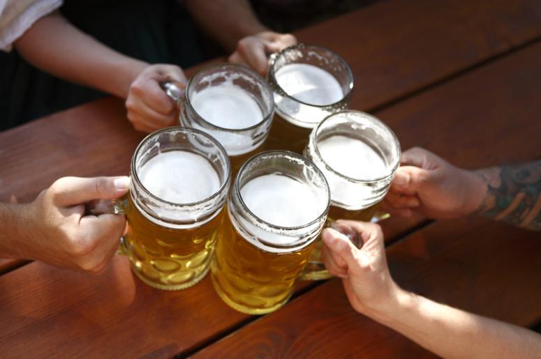 Cheers with Beers Cheers with Beers