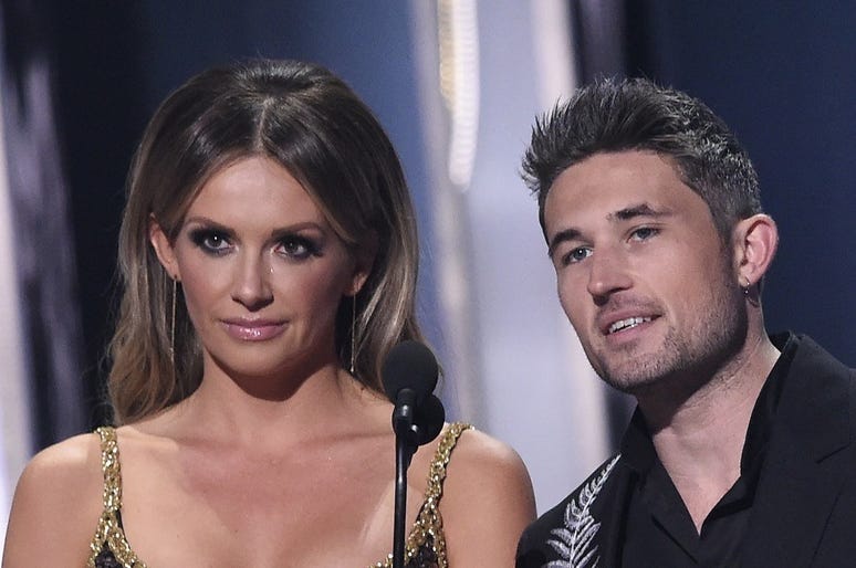 Carly Pearce files for divorce from Michael Ray