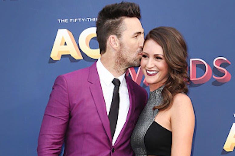 Jake Owen, Erica Hartlein