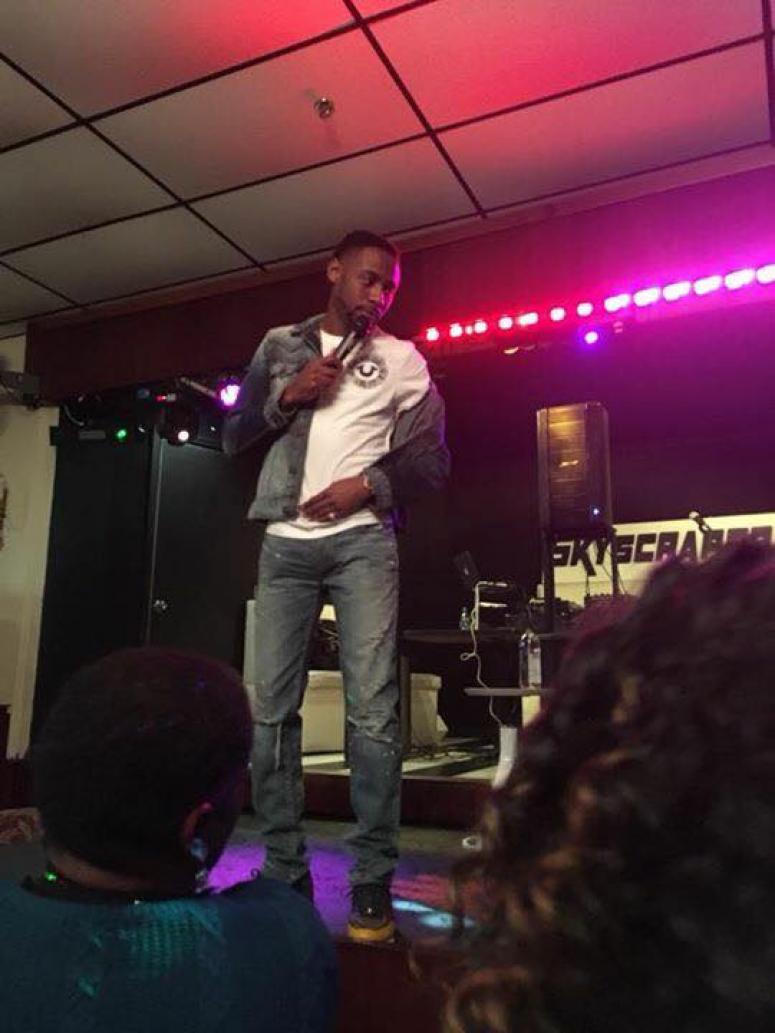 Kountry Wayne on Stage
