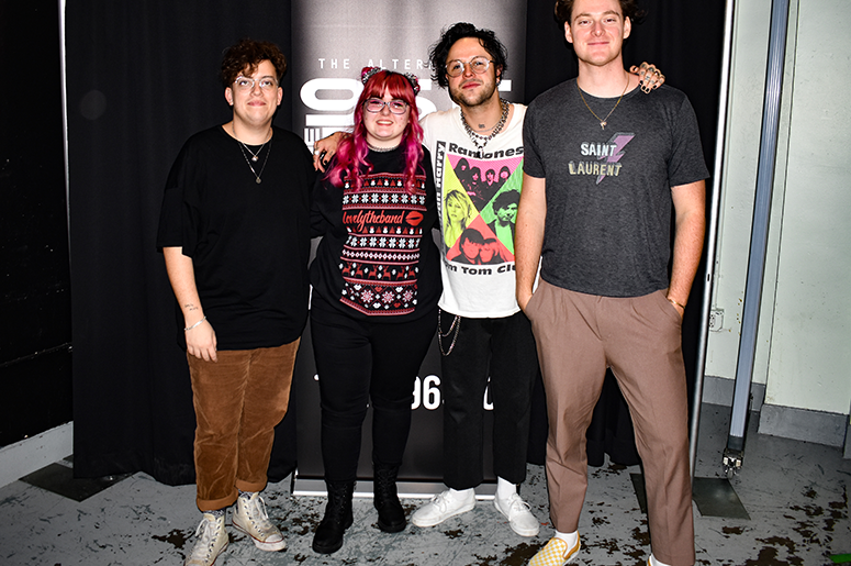 NTBSXXX Meet and Greet with lovelytheband