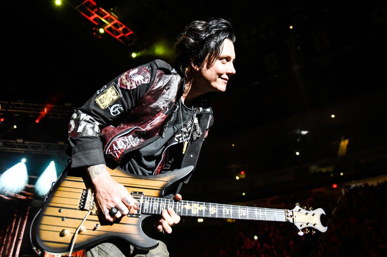 Synyster Gates of Avenged Sevenfold performs Synyster Gates of Avenged Sevenfold performs