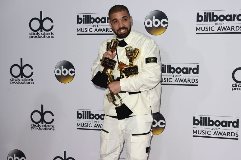 Drake in the press room at the 2017 Billboard Music Awards Drake in the press room at the 2017 Billboard Music Awards