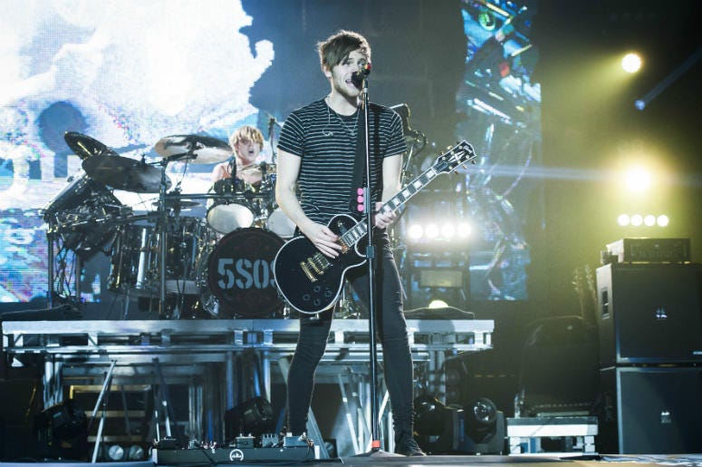 5SOS 4/7/2016 - Luke Hemmings of 5 Seconds of Summer on stage at the O2 Arena, Greenwich - London