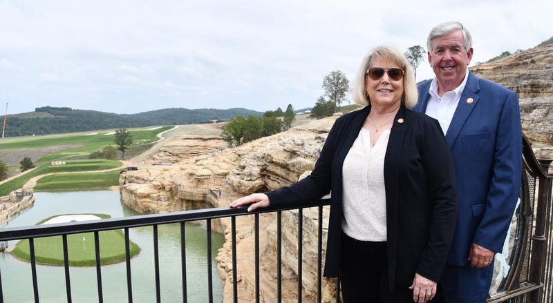 Teresa Parson, Mike parson