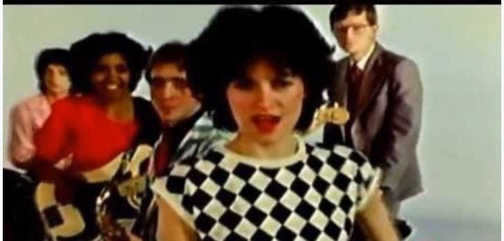 Keep It 100 – The Waitresses “Christmas Wrapping”