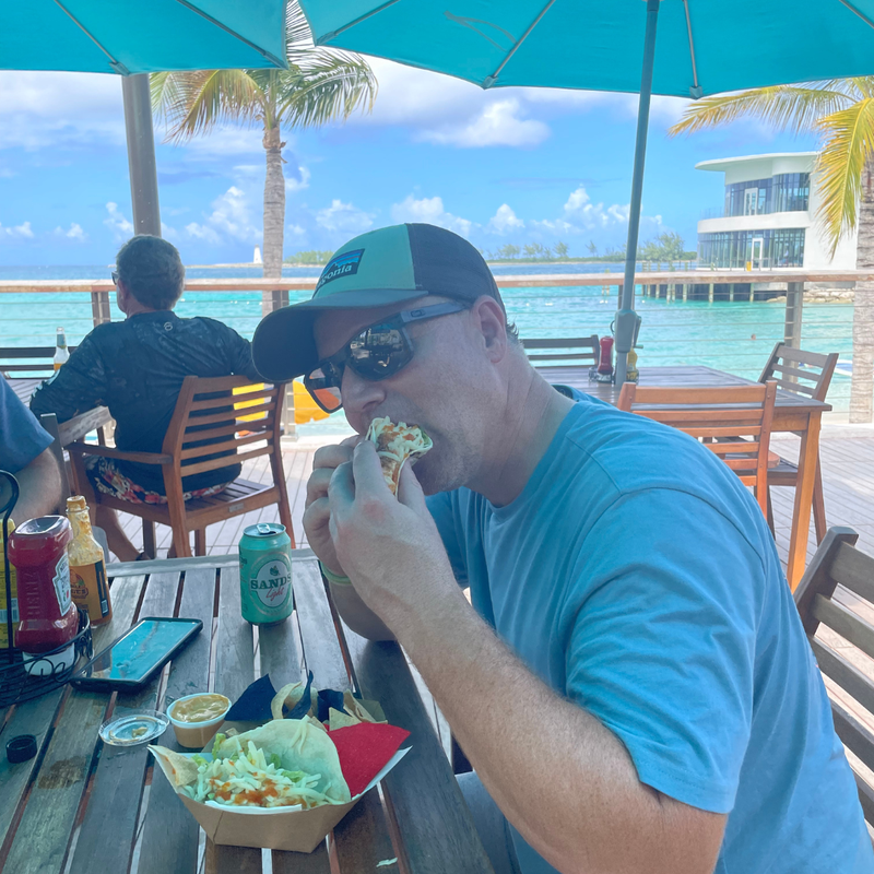 Day 2: Bill & Laura's Adventures in Nassau, Bahamas