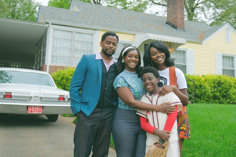 WONDER YEARS – DULÉ HILL, SAYCON SENGBLOH, LAURA KARIUKI, ELISHA WILLIAMS
