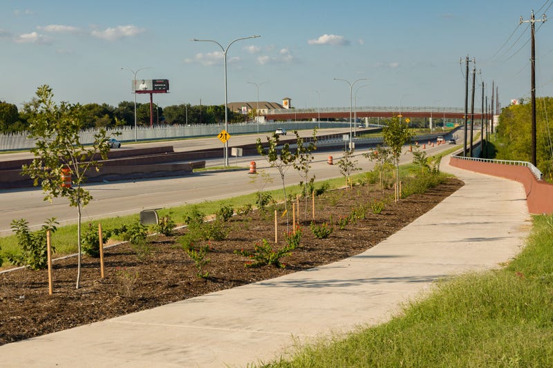 183 South Expressway