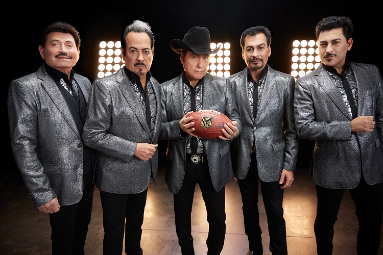El reconocido grupo mexicano Los Tigres del Norte fueron invitados por el canal FOX Deportes para realizar el video de bienvenida y apertura al Super Bowl 54, que se transmitirá el próximo domingo 2 de febrero por FOX Deportes a las 6:30(EST) / 3:30 (PST)