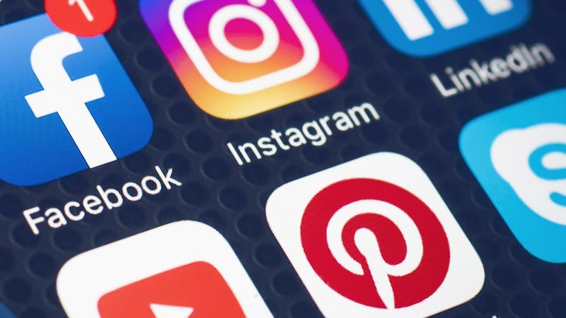 DoD releases first departmentwide social media policy