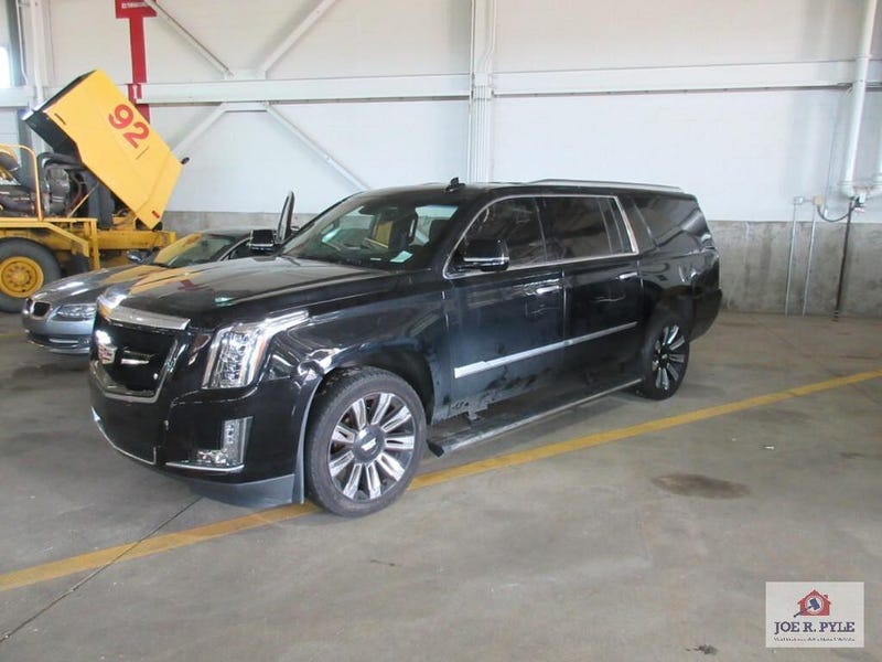 Cadillac Escalade once owned by Artie Burns