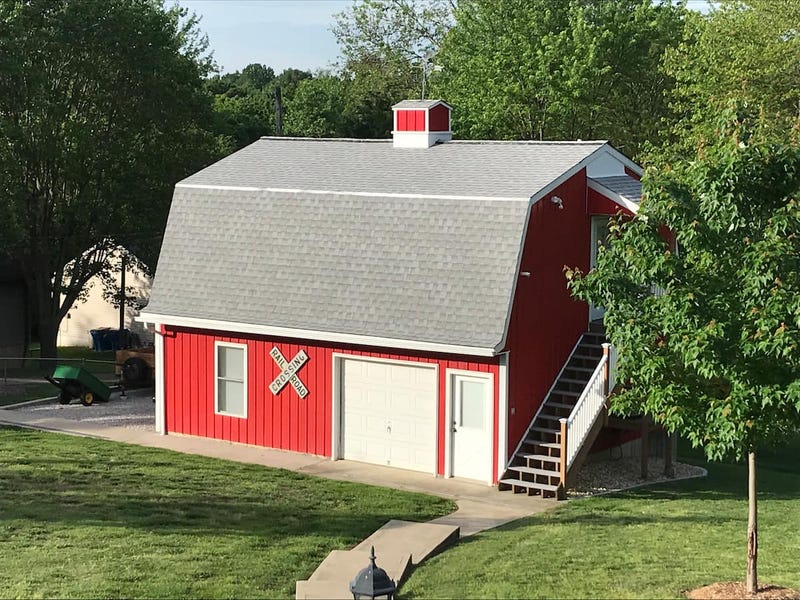 barn Airbnb