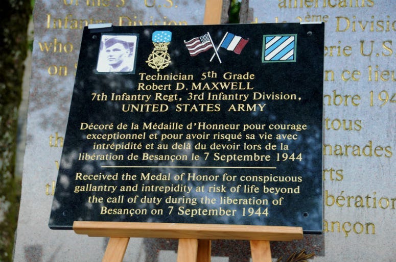 Robert Maxwell, Medal of Honor recipient, has died at 98.