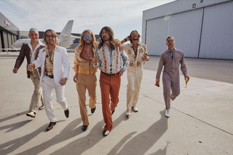 Foo Fighters as The Dee-Gees