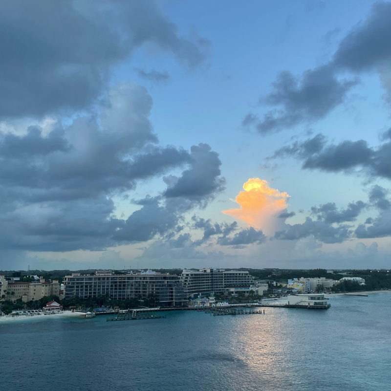 Day 2: Bill & Laura's Adventures in Nassau, Bahamas
