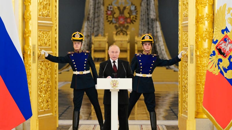 Putin demands NATO guarantees not to expand eastward