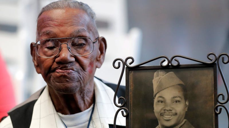 Oldest U.S. WWII vet, Lawrence N. Brooks, dies at 112