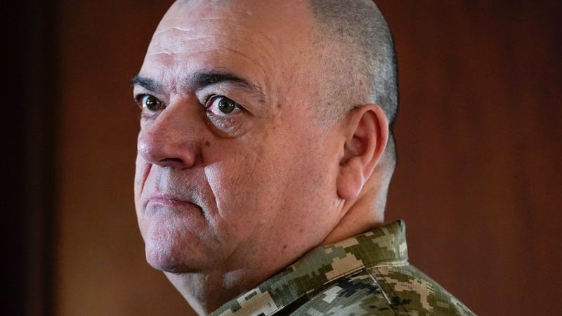 Ukrainian embassy draws U.S. citizens seeking to fight in war