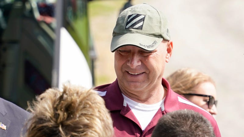 GOP fears far-right candidate, a ex-Army colonel, will be PA governor nominee