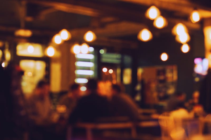 bar restaurant