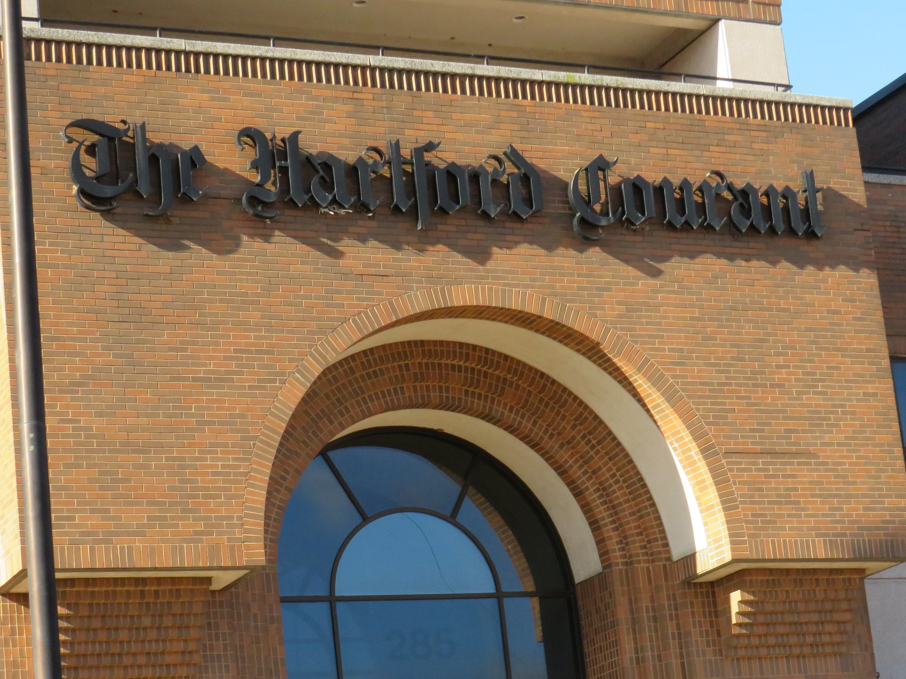 Unveiled The Secret Messages Hidden In Hartford Courant Obituaries - 4mg2m6i