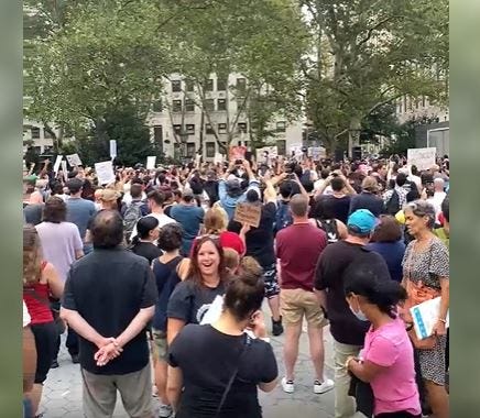 Hundreds of city workers take to Foley Square in Lower Manhattan on Sept. 13, 2021, to protest Mayor Bill de Blasio's vaccine mandate.