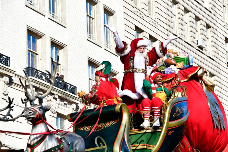 There's so many fun holiday things to do this weekend including parades in Center City and Peddler's Village.