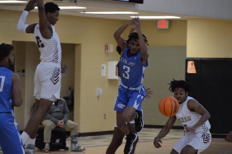 Tucker defeats Lovejoy 74-40