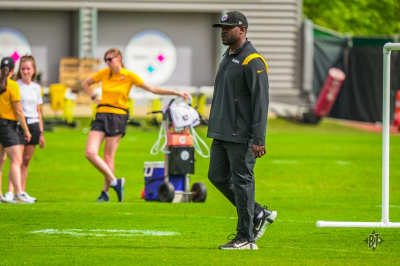 First look: Day 1 of Steelers Rookie Camp