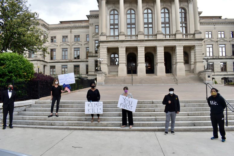 Funeral Protests Kemp Reopening Georgia