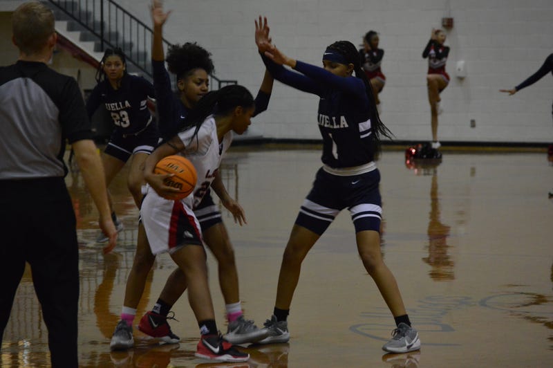 Luella Lions defense problematic for Mt. Zion