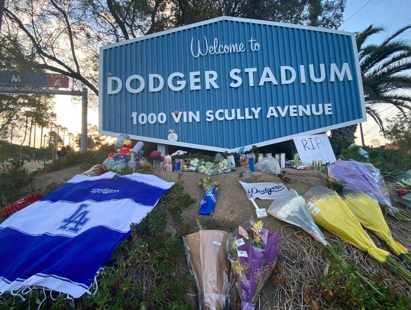 Memorial for beloved Dodgers' commentator Vin Scully.