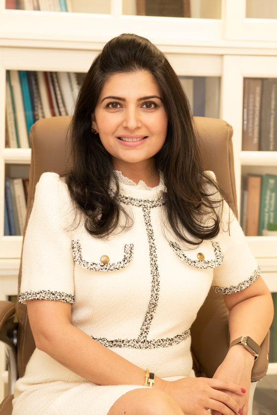 Dr. Sanam Hafeez explains the good, the bad, and the ugly of social media (Part Two)